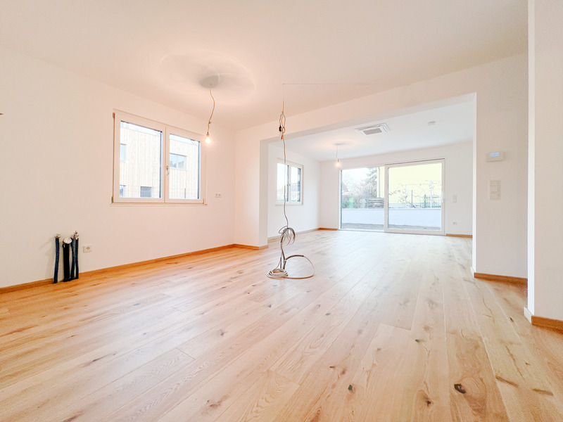 Wohnen in idyllischer Grnlage nahe der U1. 5-Zimmer Haustraum, vollunterkellert. Inklusive Traumkche mit Markengerten /  / 1210 Wien / Bild 1