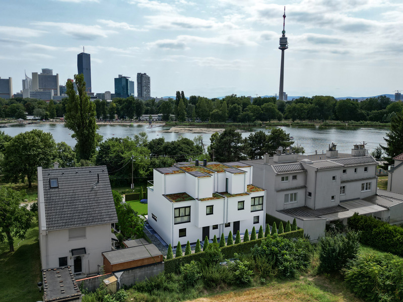 1210, Drygalskiweg, Nur 60 m Luftlinie zur unteren Alten Donau, Doppelhaus 