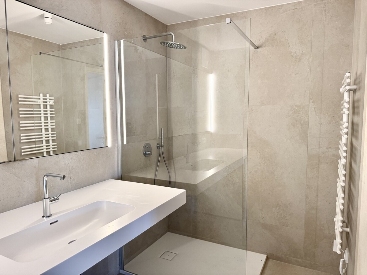 Provisionsfrei: Hauptbahnhof - Zweizimmer-Wohnung im 5. Stock - VON DER SONNE GEKSST /  / 1100 Wien / Bild 2