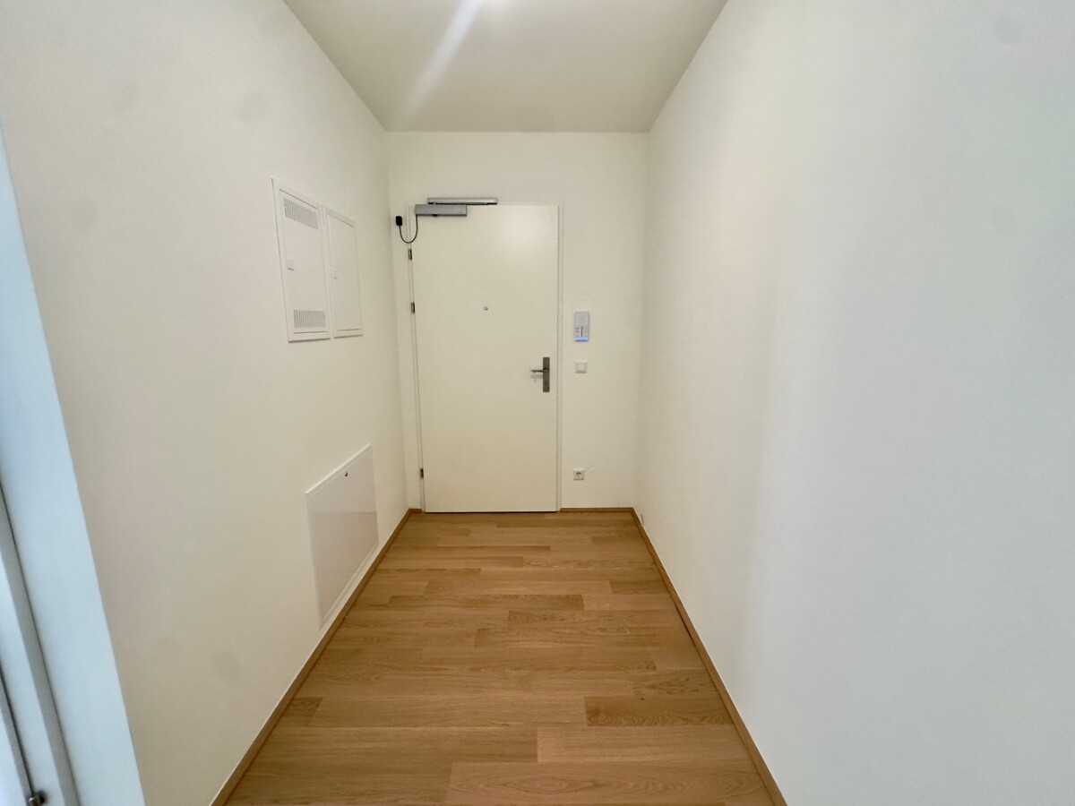 Top Erstbezug 3 Zimmer Wohnung fertig zum Einziehen: PROVISIONSFREI Gerasdorfer Strae /  / 1210 Wien / Bild 3