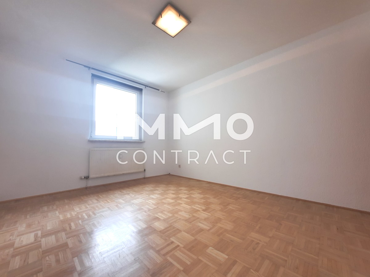 Jetzt schnell sein! 5-Zimmer-Wohnung samt Balkon und TG-Abstellplatz /  / 4600 Wels / Bild 8