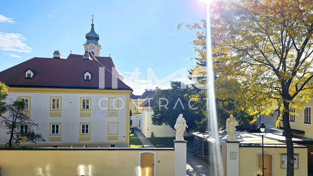 Geräumige, moderne 4-Zimmer-Wohnung mit zwei Bädern und großer Küche im Zentrum von Laxenburg / / 2361 Laxenburg / Bild 3