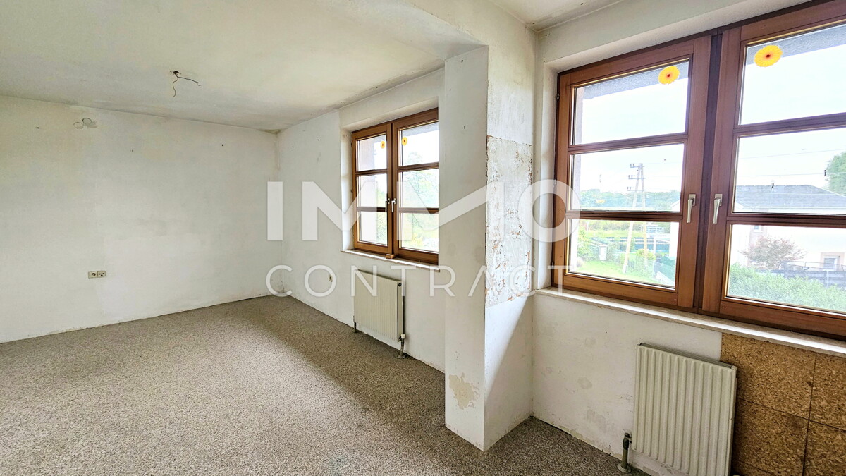 Zweifamilienhaus mit groem Grundstck und Entwicklungspotenzial in Ruhelage /  / 2326 Maria Lanzendorf / Bild 1