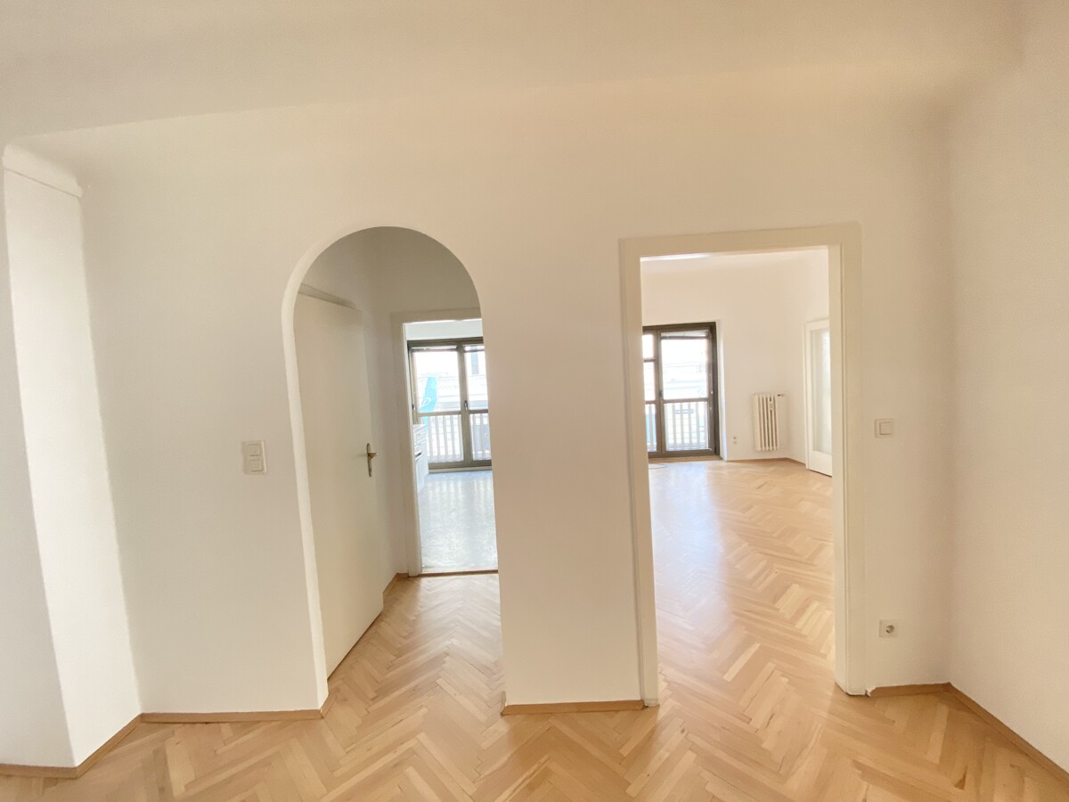 OPERNRINGHOF 3 Zimmer Wohnung/Bro  I 2 Bedroom Apartment opposite Opera /  / 1010 Wien, Innere Stadt / Bild 8