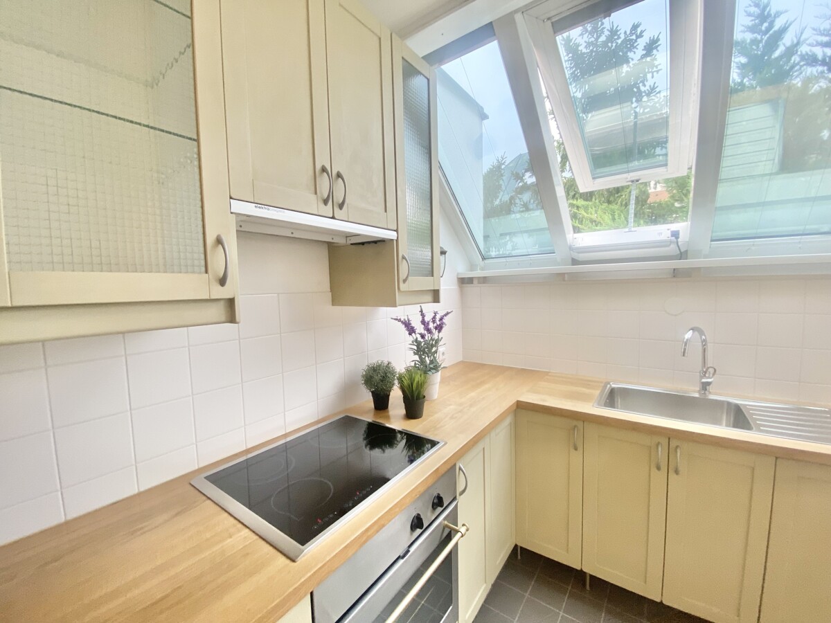 HIETZING - 2 Zimmer + BALKON in Ruhelage  I 1 Bedroom  Apartment + Balcony  INKLUSIVE TG PARKPLATZ /  / 1130 Wien, Hietzing / Bild 6