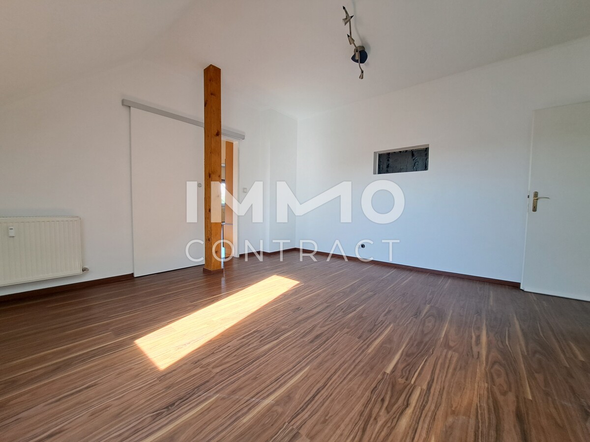 Aus 1 mach 2! Teilbare, groe Dachgescho- Wohnung mit Garten /  / 8020 Graz / Bild 9