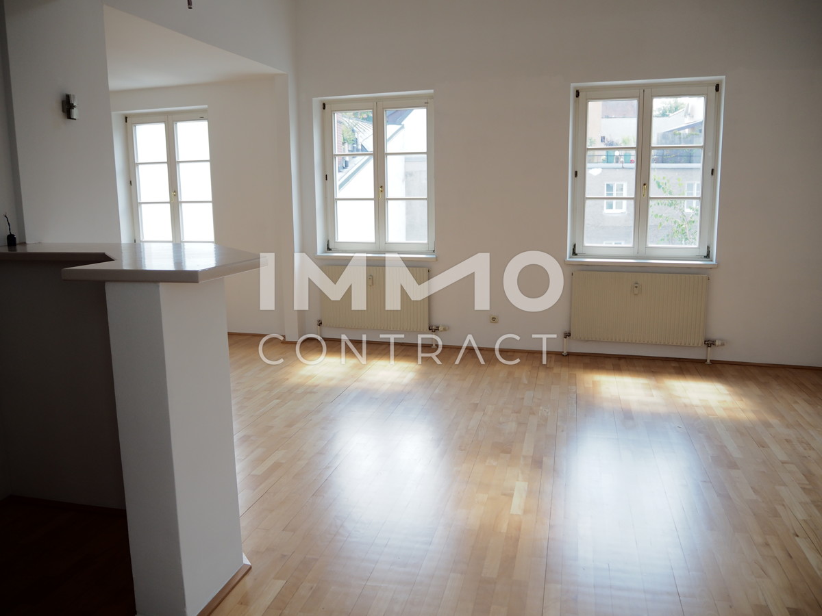 Grozgige 2-Zimmer Galeriewohnung  mit Dachterrasse am Hauptplatz 15-16, Top 27 /  / 4020 Linz / Bild 0