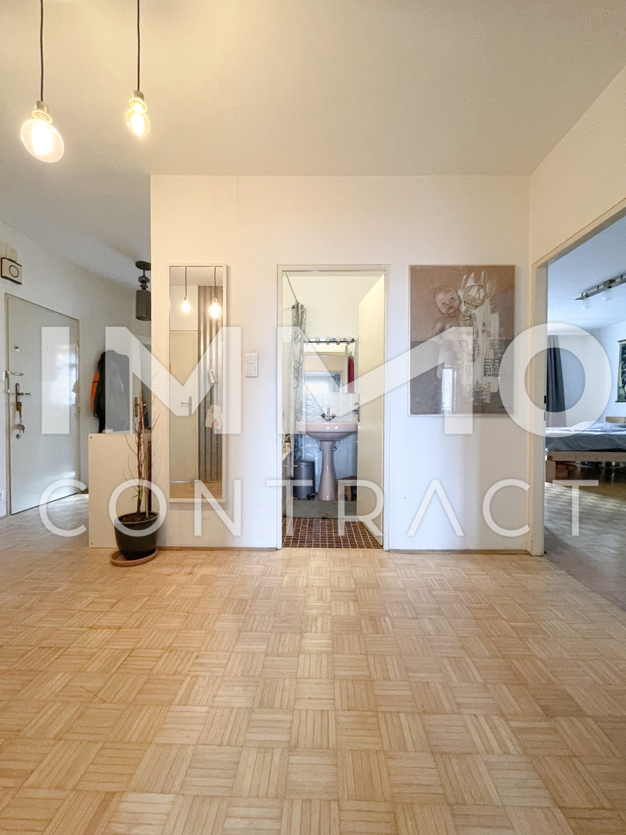 WARMMIETE! IDEALE WG ODER FAMILIENWOHNUNG  MIT LOGGIA! 4 ZIMMER + SEPARATE KCHE!