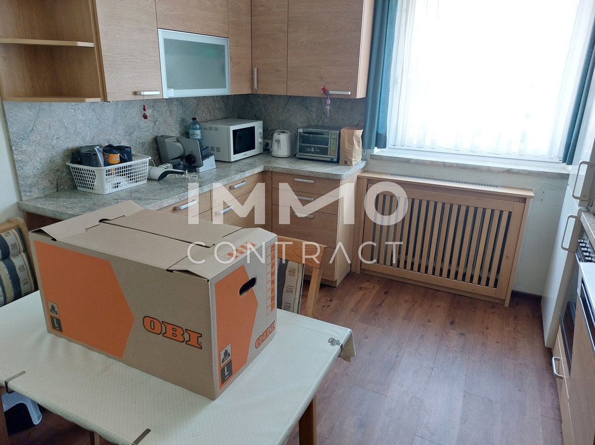 VERLASSENSCHAFT 3-ZI. WOHNUNG 92 m MIT WEST - LOGGIA  6 m UND PARKPLATZ  IM 5.OG UM ? 255.000,-- /  / 8010 Graz / Bild 7