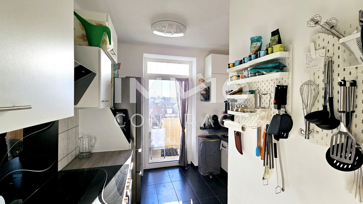 Lichtdurchflutete, groe 3-Zimmer-Wohnung mit Balkon und Garage in attraktiver Lage /  / 2700 Wiener Neustadt / Bild 6