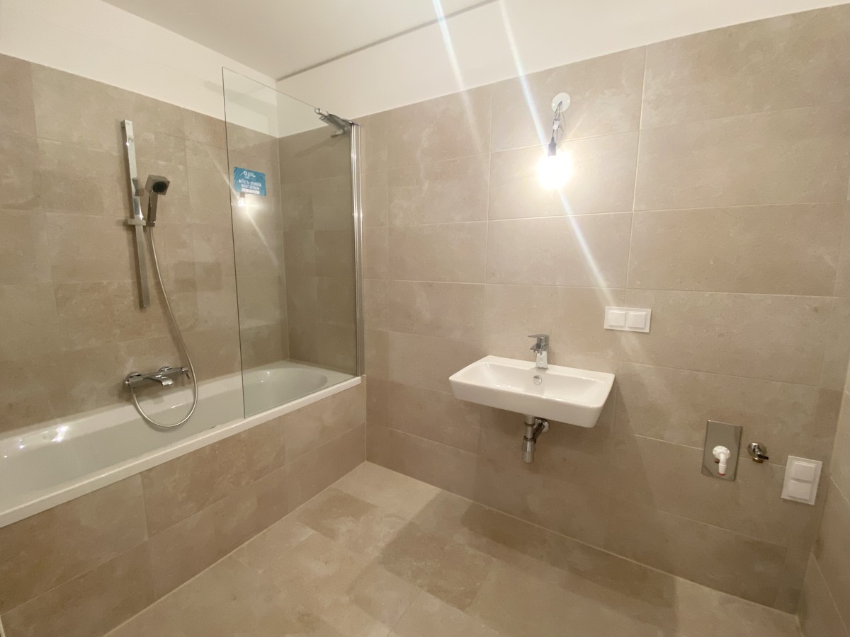 ANLAGEWOHNUNG - ERSTBEZUG 2 Zimmer - TERRASSE 
Dachgeschoss mit Weitblick /  / 1220 Wien / Donaustadt / Bild 2