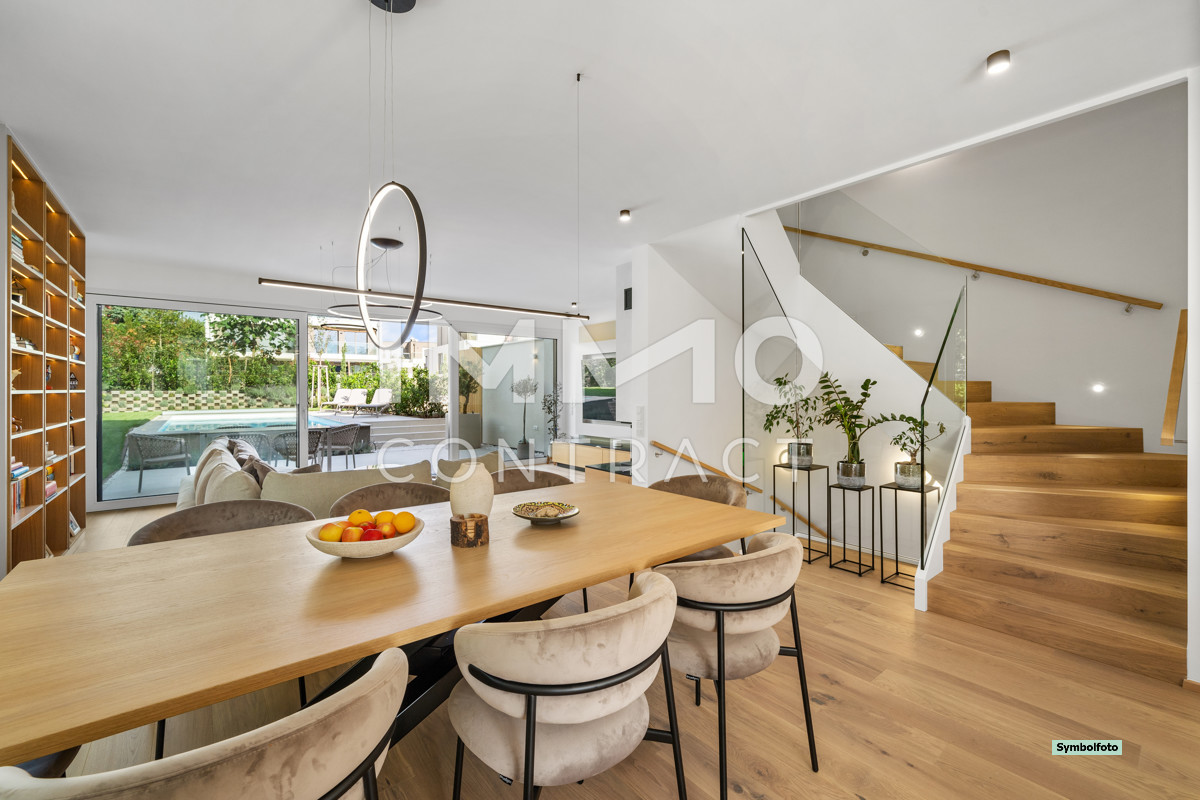 Luxuriöses Doppelhaus mit viel Platz ? Eleganz und Stil inmitten der Weinberge