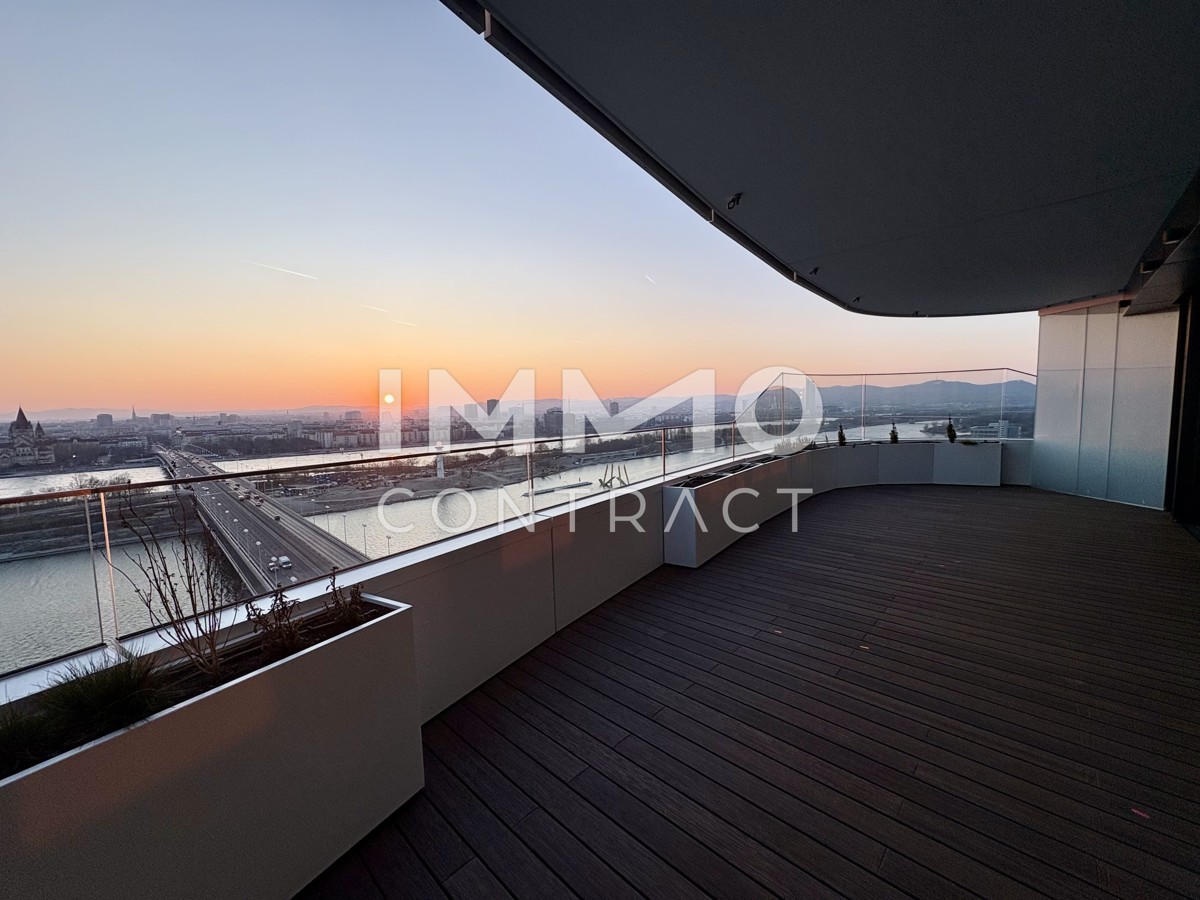 Atemberaubendes Apartment mit grozgigem Balkon, ganz Wien im Blick (Gym, Pool, Sauna, Doorman uvm) /  / 1220 Wien / Bild 1