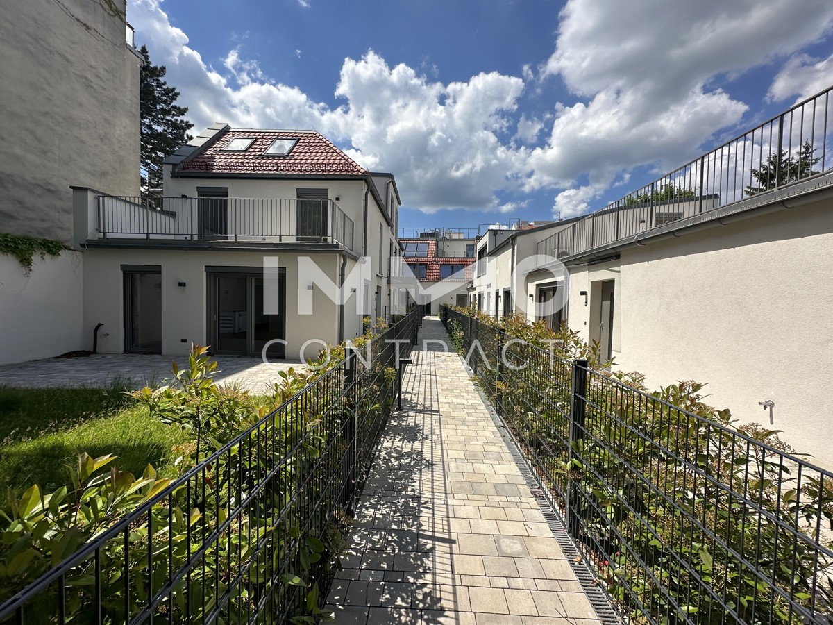 EINE BESONDERE 4 Zimmer Maisonette Balkonwohnung in 1130 Wien! /  / 1130 Wien / Bild 0