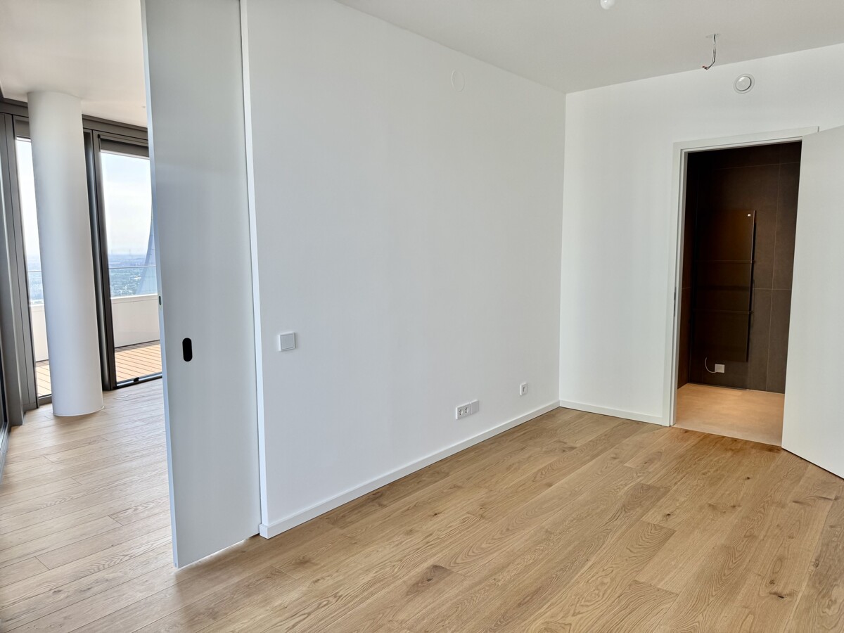 DANUBEFLATS. 40 Etage - The one and only: Einmalig inkl. Wellness and Swimming Pool /  / 1220 Wien / Bild 4