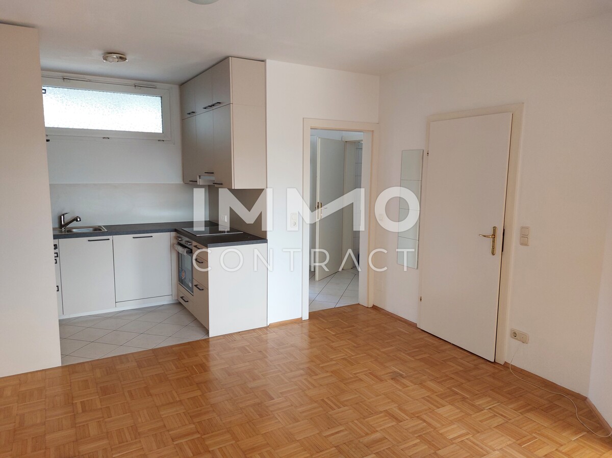 GELEGENHEIT DIREKT AM TU-CAMPUS INFFELDGASSE: 2-ZIMMERWOHNUNG MIT LOGGIA /  / 8010 Graz / Bild 3
