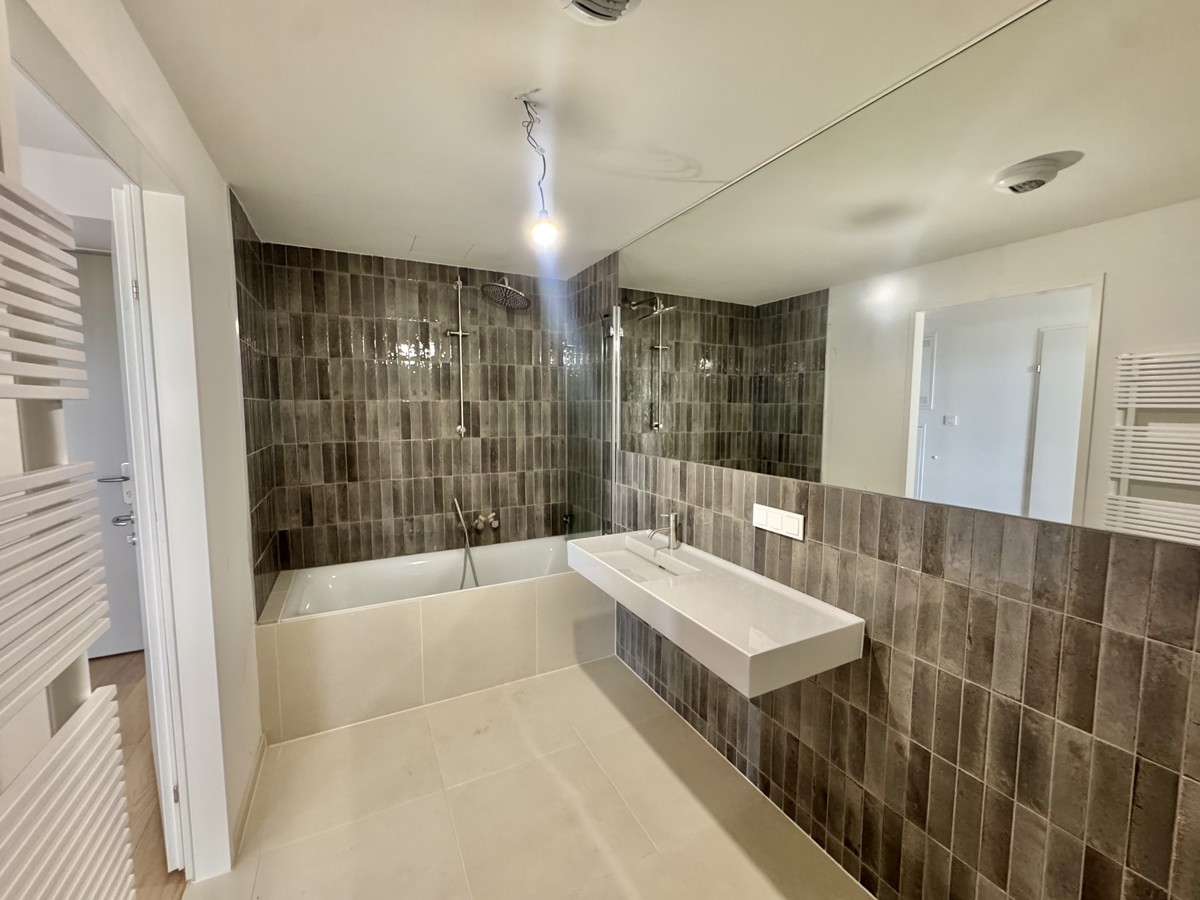 Stadtleben mit Weitblick: 3 Zimmer Hochhauswohnung zum Verlieben - Provisionsfrei - U1 und Donauzentrum vor der Tre! /  / 1220 Wien / Bild 4