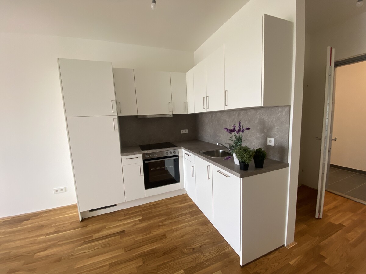 ERSTBEZUG Top Wohnung U3 2 Zimmer + Balkon - 1 bedroom apartment + balcony U3 = DAS LAURENZ= /  / 1110 Wien / Bild 3