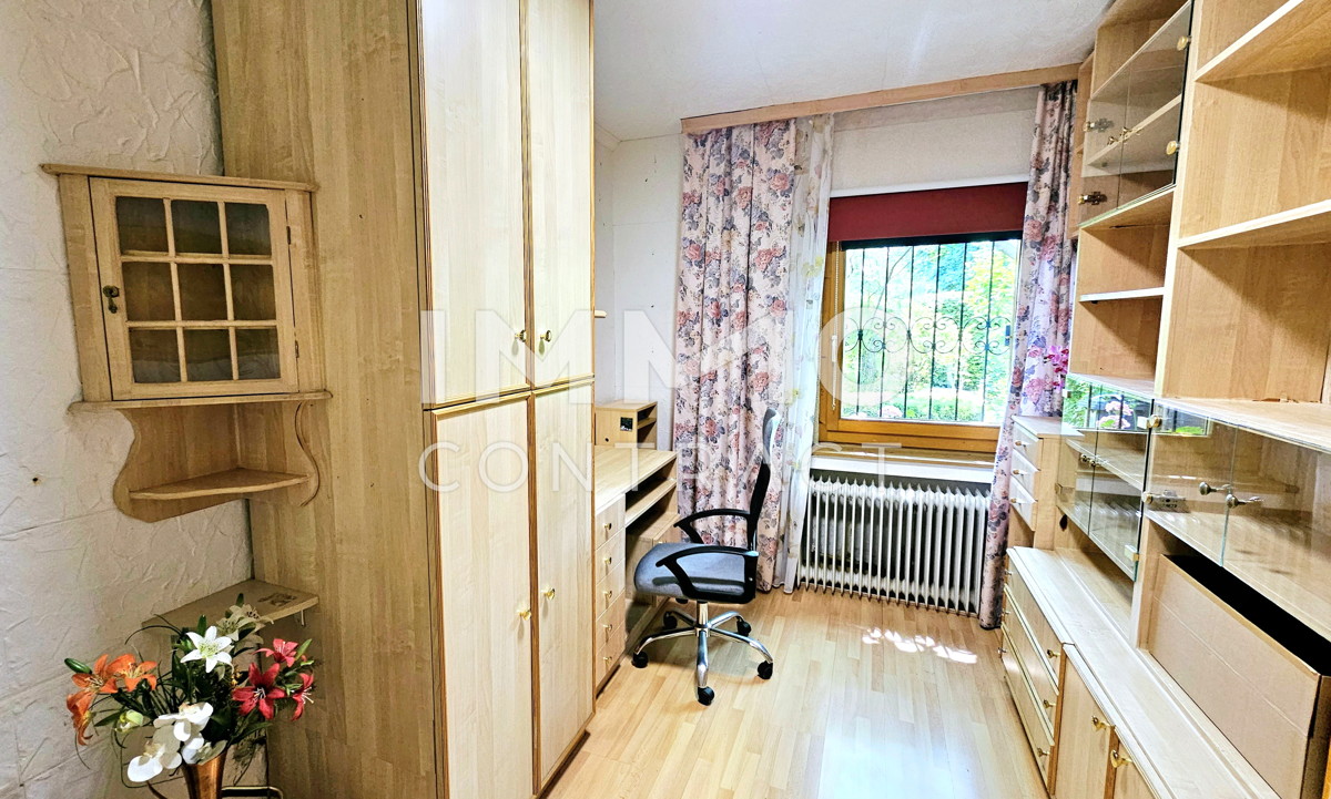 Charmantes lteres Haus mit Potential auf traumhaft idyllischem Grundstck in bester Lage /  / 2352 Gumpoldskirchen / Bild 0