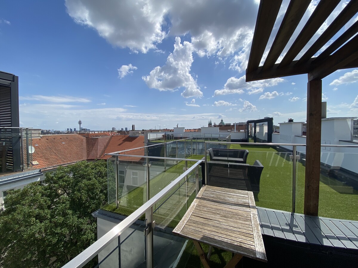 Wunderschne Dachgeschowohnung mit Terrasse - DREAM  2 bedroom rooftop apartment + terrace /  / 1100 Wien / Bild 3