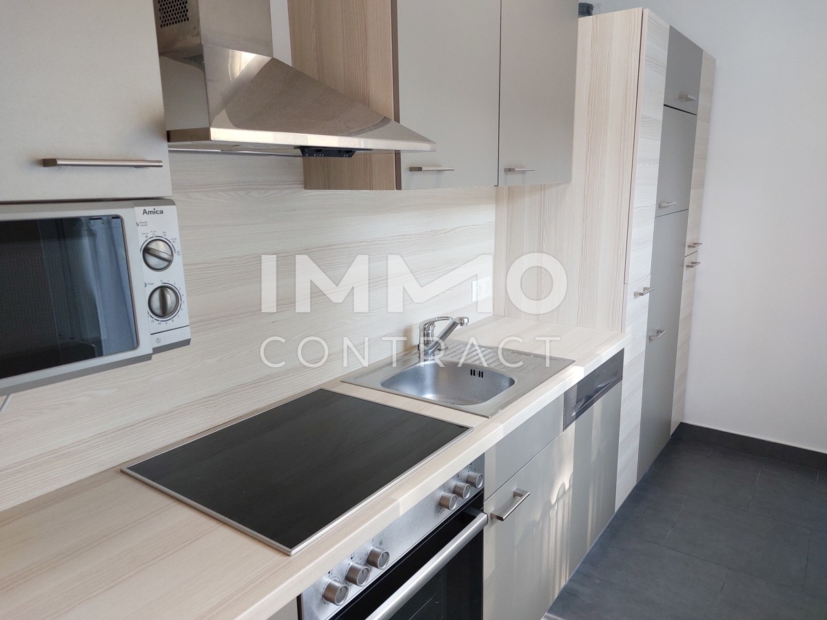 MARIATROST SANIERTE HELLE 2-ZIMMER WHG MIT BALKON UM ? 650,-- /  / 8010 Graz / Bild 1