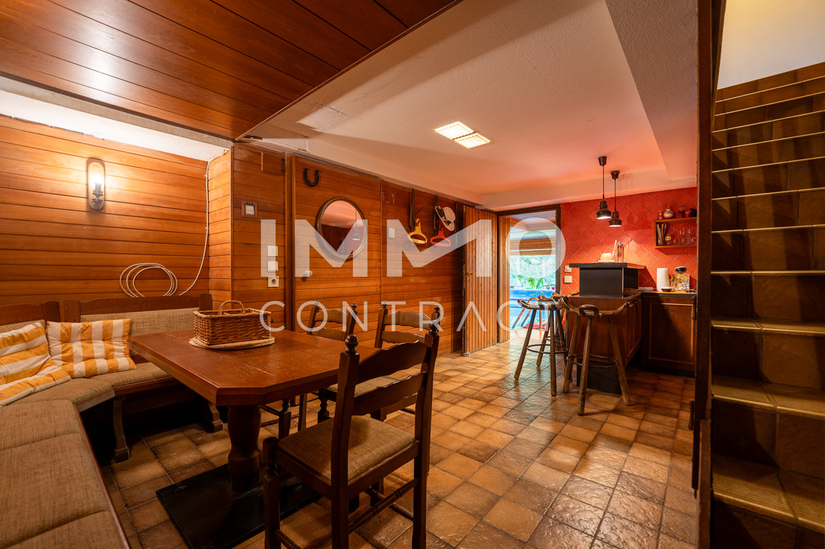 Tolles Familiendomizil mit viel Platz in grner Lage mit Swimming-Pool, Sauna, Garten. /  / 1160 Wien / Bild 5