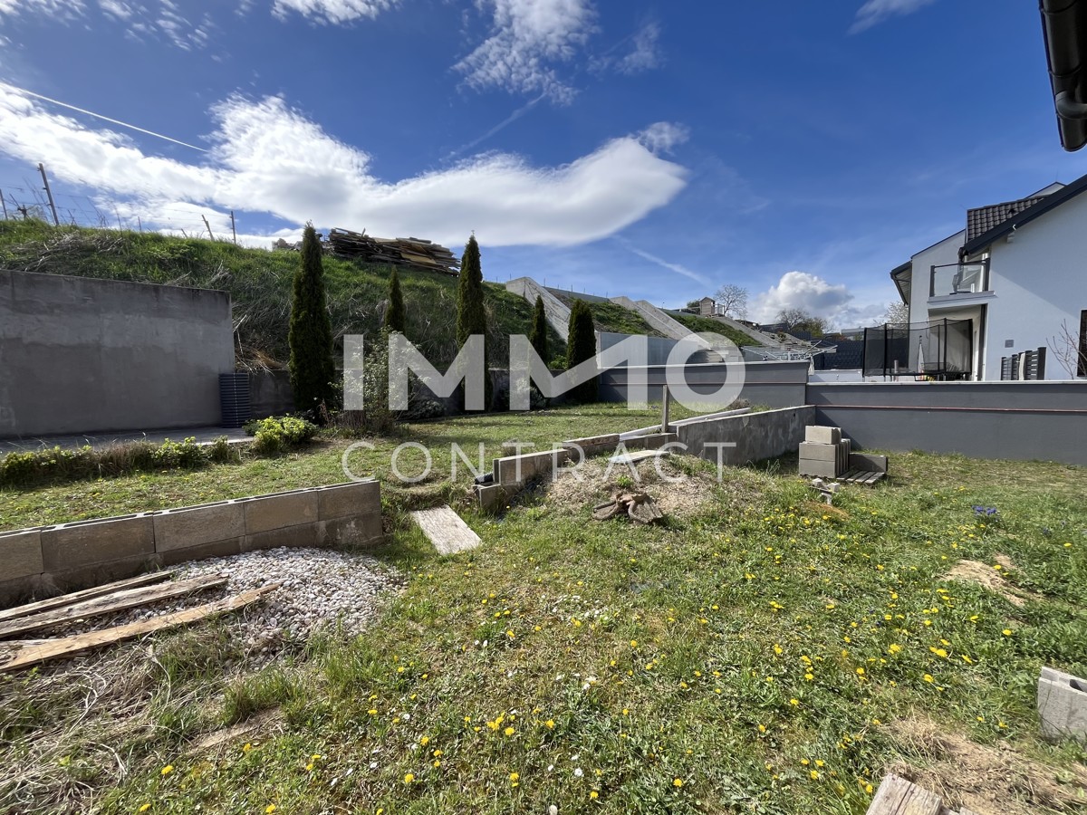 Neuer Preis !!
Mehrfamilienhaus im schnen Kreuttal /  / 2123 Kronberg / Bild 0