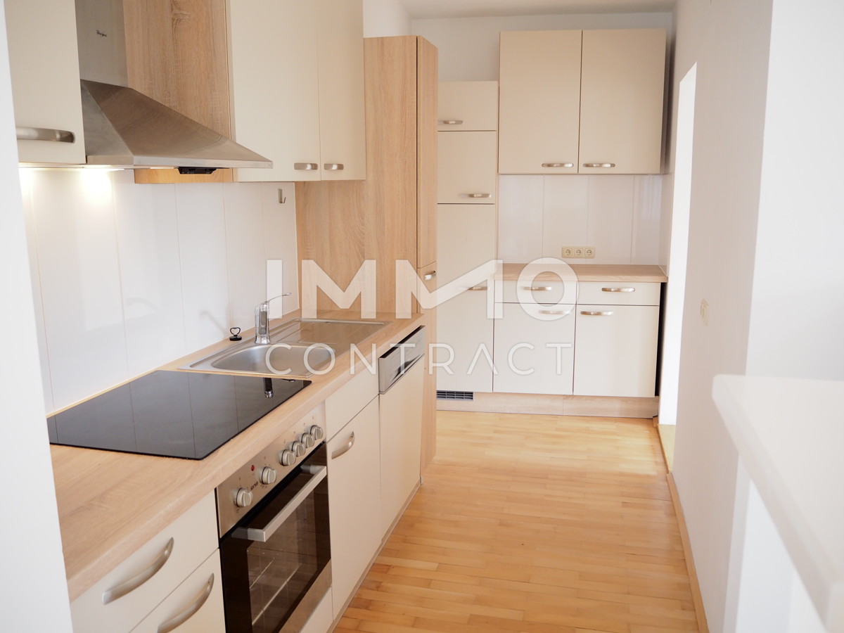 Grozgige 2-Zimmer Galeriewohnung  mit Dachterrasse am Hauptplatz 15-16, Top 27 /  / 4020 Linz / Bild 1