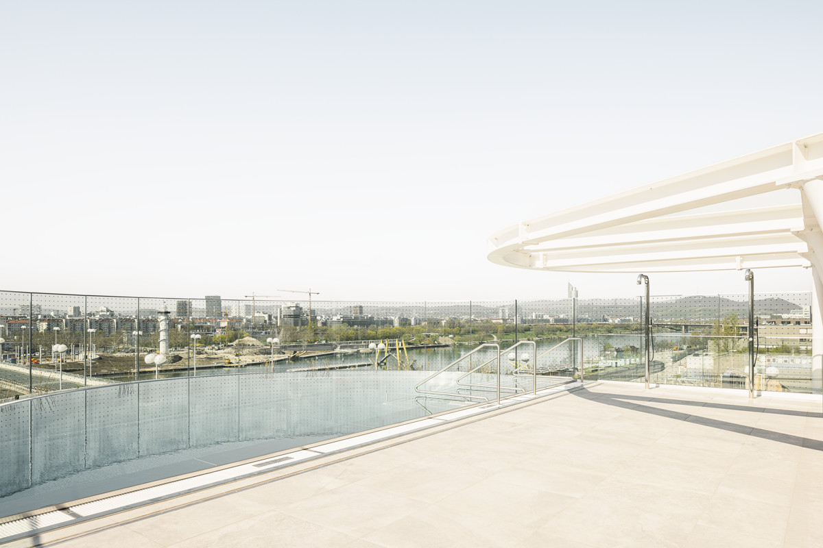 Luxus Leben Am Wasser - inkl. Kche, Pool und Wellness Bereich /  / 1220 Wien / Bild 4
