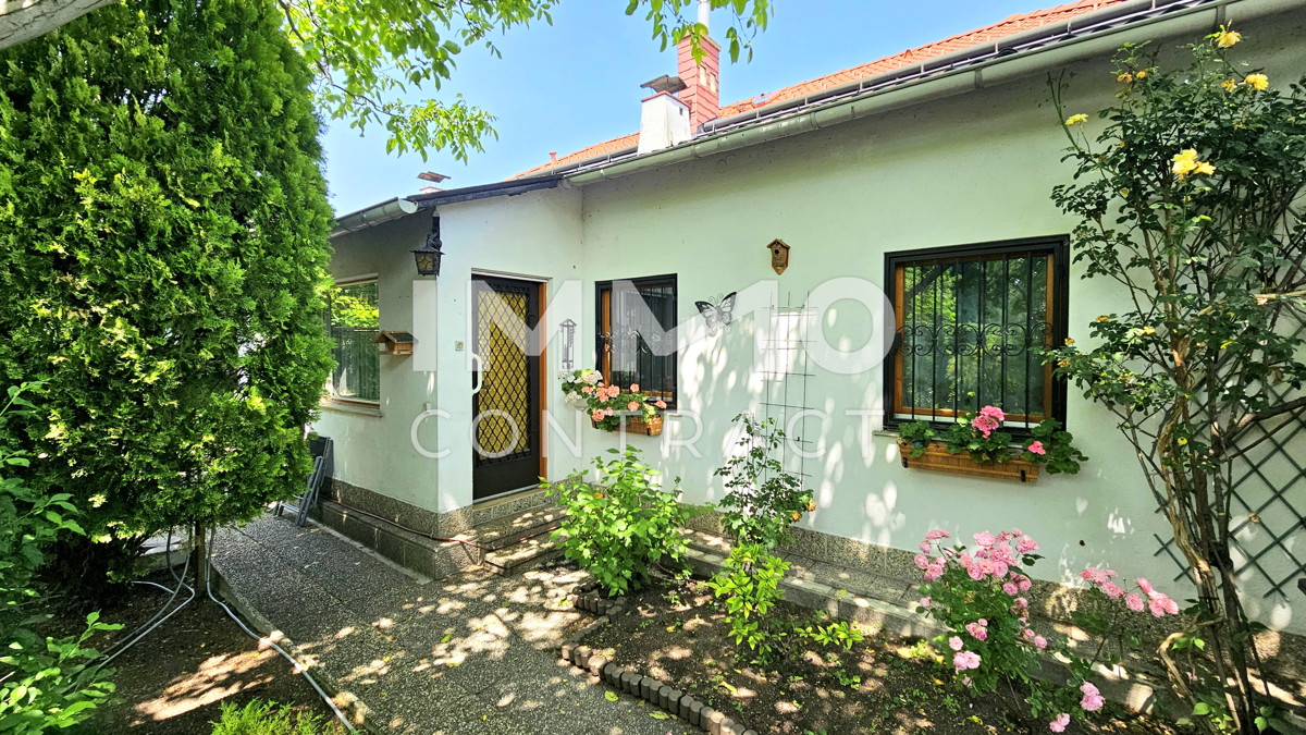 Charmantes lteres Haus mit Potential auf traumhaft idyllischem Grundstck in bester Lage /  / 2352 Gumpoldskirchen / Bild 9