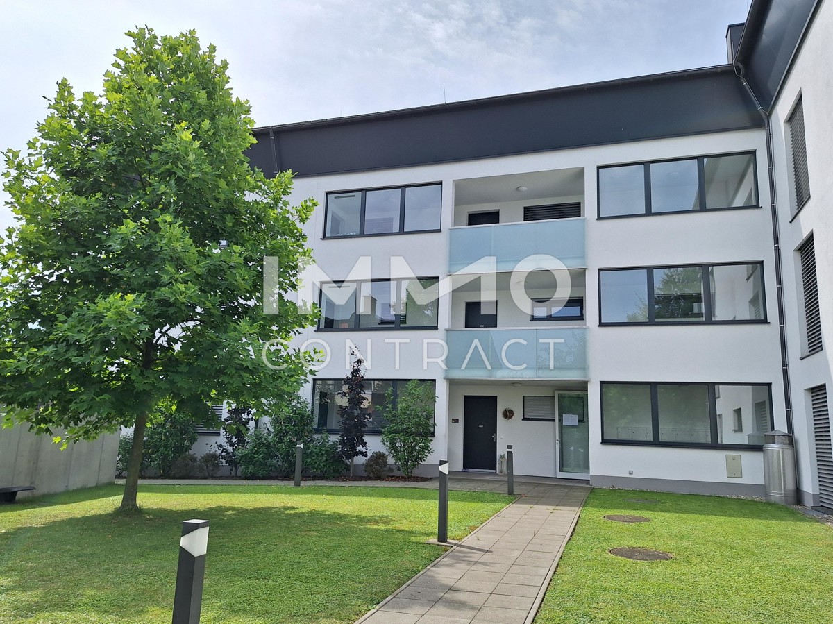 Elegante 3-Zimmer Gartenwohnung im Zentrum von Ried - inkl. Carport und Komplettausstattung /  / 4910 Ried / Bild 1