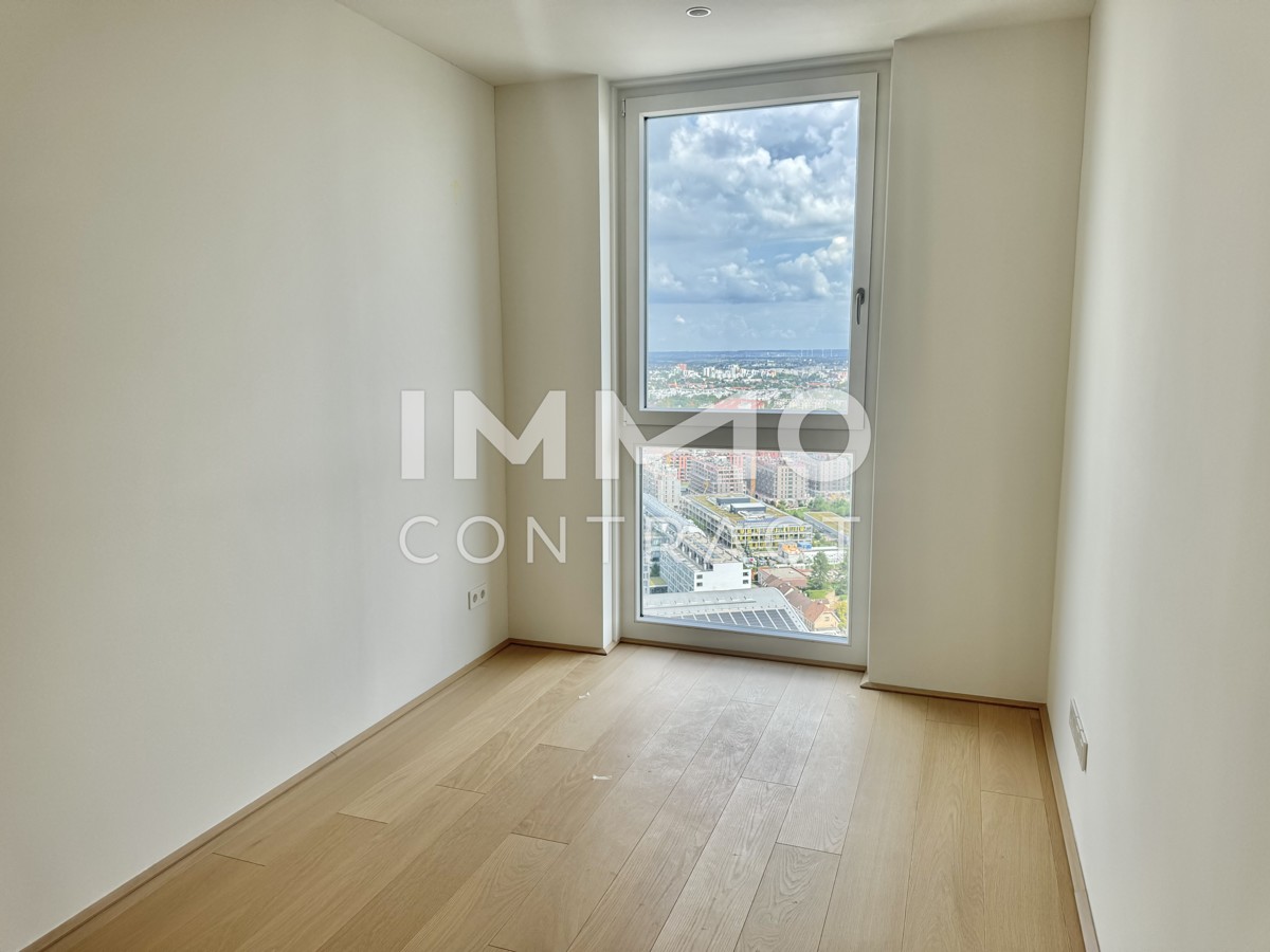 Exklusives Wohnen mit Weitblick! Pool am Dach, Fitness und Sauna inklusive! 3 Zimmer Erstbezug! /  / 1220 Wien / Bild 7