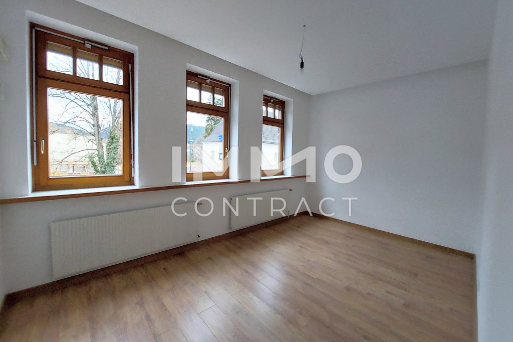 Neue 4-Zimmer-Wohnung mit kleiner Terrasse im Zentrum von Pernitz /  / 2763 Pernitz / Bild 2