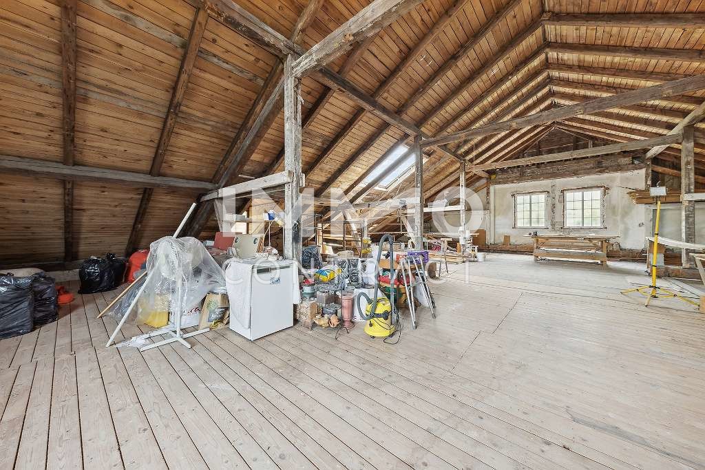 Traumvilla 30 min. von Wien: 2.000 m Grundstck - luxuriser Wohnkomfort & idyllische Naturkulisse /  / 2434 Gtzendorf an der Leitha / Bild 5