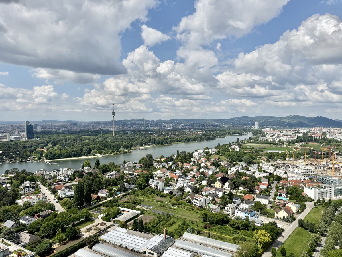 Stadtleben mit Weitblick: 3 Zimmer Hochhauswohnung zum Verlieben - Provisionsfrei - U1 und Donauzentrum vor der Tre! /  / 1220 Wien / Bild 6