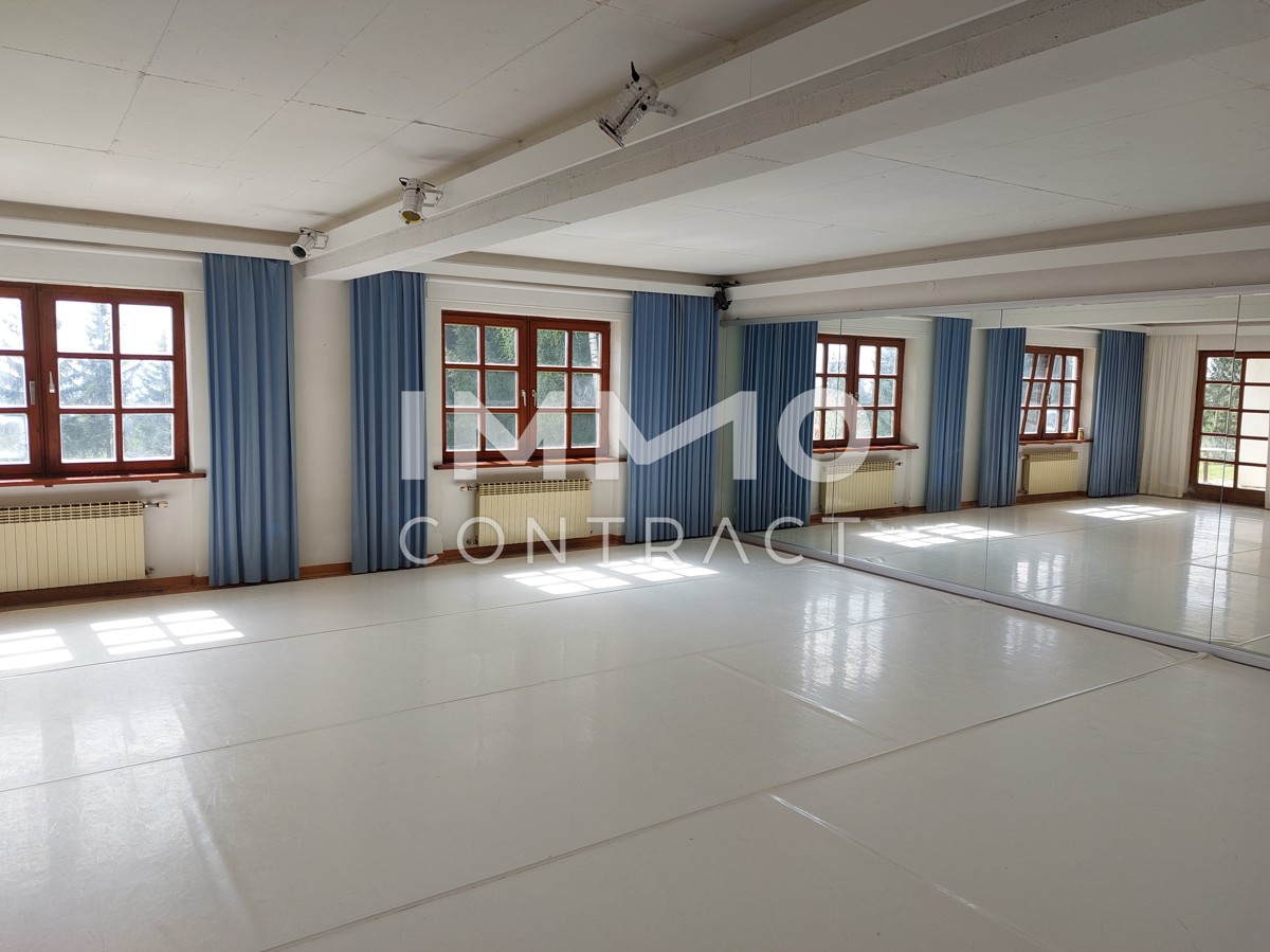 PLLAUBERG EXKLUSIVE LIEGENSCHAFT FR SEMINARE MIT 26 ZIMMER DAVON 15 SCHLAFZIMMER INKL. 10 BDER /  / 8225 Pllauberg / Bild 8