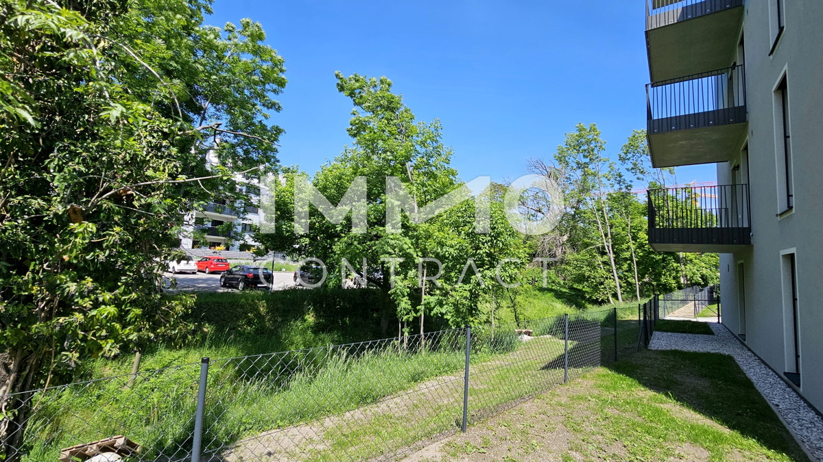 Sdgarten in Ruhelage: Provisionsfreie 4-Zimmer-Wohnung, 2 Bdern, Eigengarten mit Grnblick /  / 2700 Wiener Neustadt / Bild 2