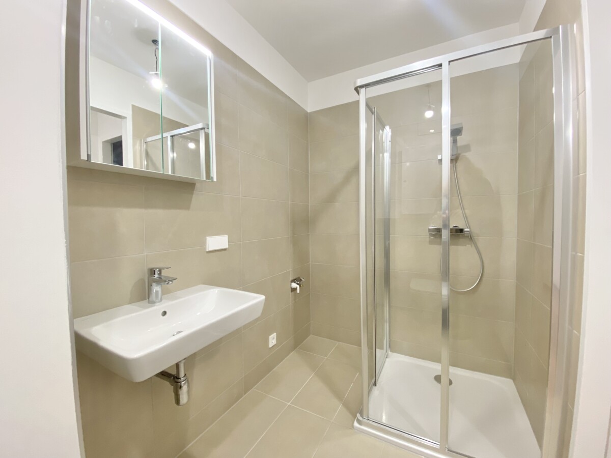 ERSTBEZUG 2 Zimmer Wohnung mit Terrasse und Garten - Ordination /  / 1110 Wien / Bild 8