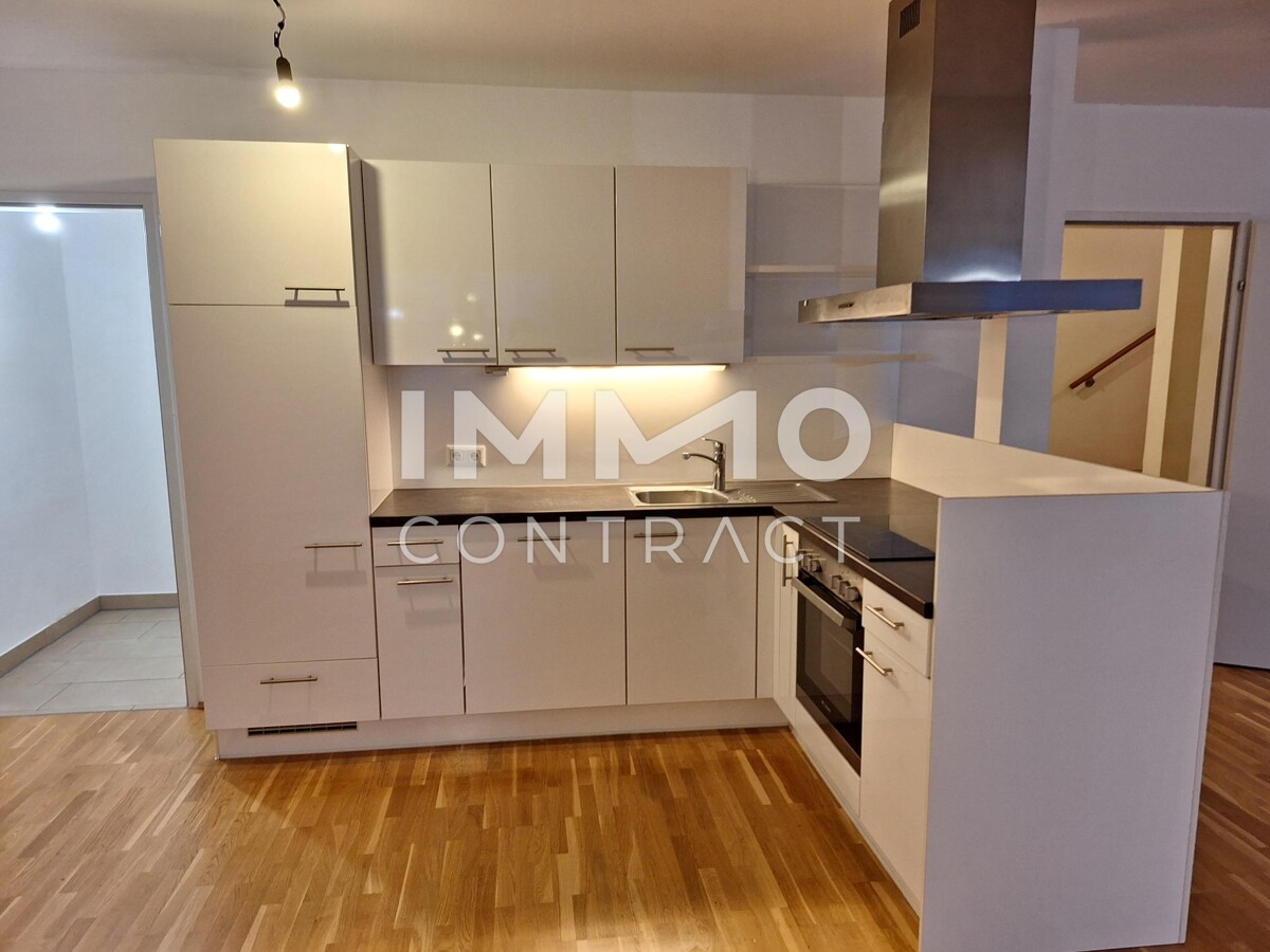 Elegante 3 Zimmer Maisonette mit Balkon in der Zollamtstraße 7 zu vermieten (inkl. Fernwärme-Akonto) / / 4020 Linz / Bild 2