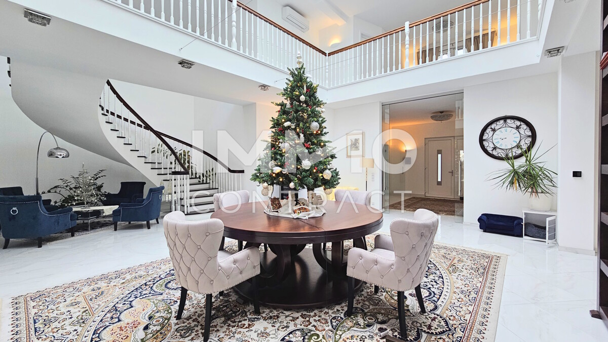 Zeitlose Architektur trifft Großzügigkeit - Designvilla mit Indoor-Pool und Einliegeroption / / 2511 Pfaffstätten / Bild 3