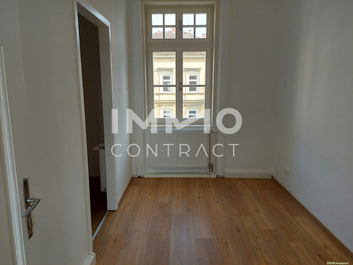 Traumhaft - Altbauflair - 5 Zimmer 166m  Wohnung mit kleiner Loggia in Steyr - nahe Zentrum /  / 4400 Steyr / Bild 2
