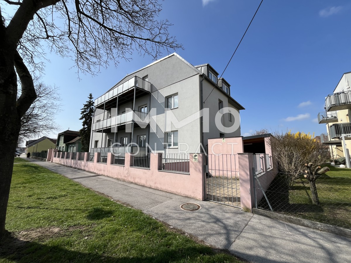 Miethaus mit 9 Wohnungen, Gemeinschaftsgarten und Carports /  / 2273 Hohenau an der March / Bild 1