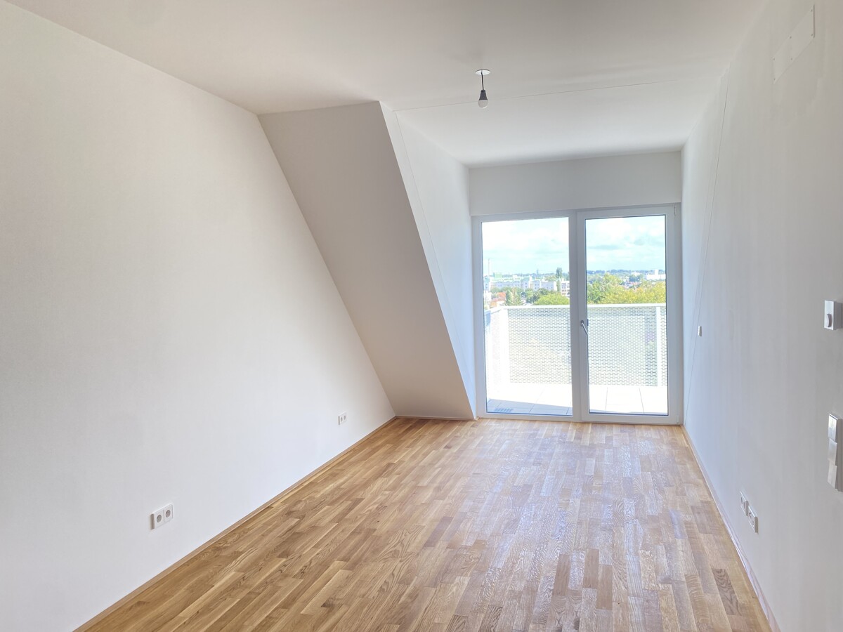 TRAUM WEITBLICK 2 Zimmer + Balkon - 1 bedroom apartment + balcony  ERSTBEZUG =Das Laurenz=   U3 /  / 1110 Wien / Bild 2