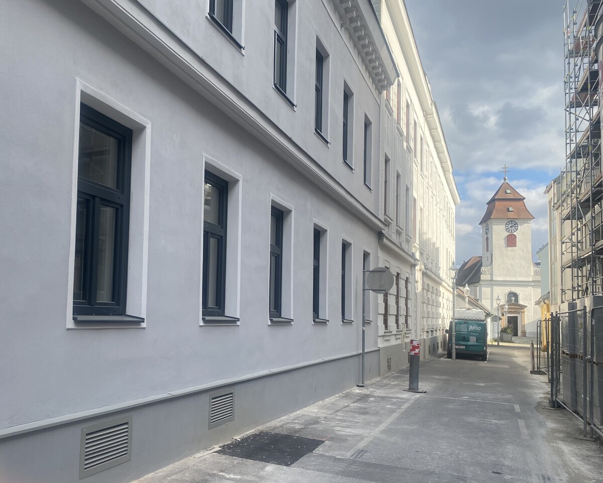 MIETANBOT ANGENOMMEN - Top Weitblick Wohnung U3 2 Zimmer + Balkon - 1 bedroom apartment + balcony  ERSTBEZUG =Das Laurenz= /  / 1110 Wien / Bild 0