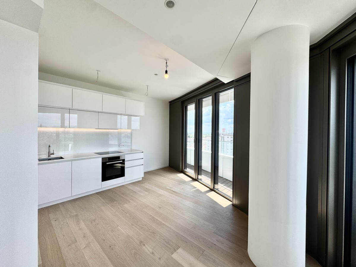 NEU! Doorman, Gym, Pool, div. Lounges UND den schnsten Ausblick auf Stephansdom, Prater & Neue Donau /  / 1220 Wien / Bild 8