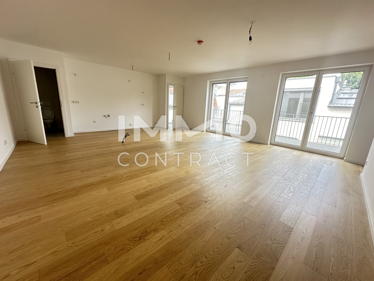 EINE BESONDERE 4 Zimmer Maisonette Balkonwohnung in 1130 Wien! /  / 1130 Wien / Bild 1