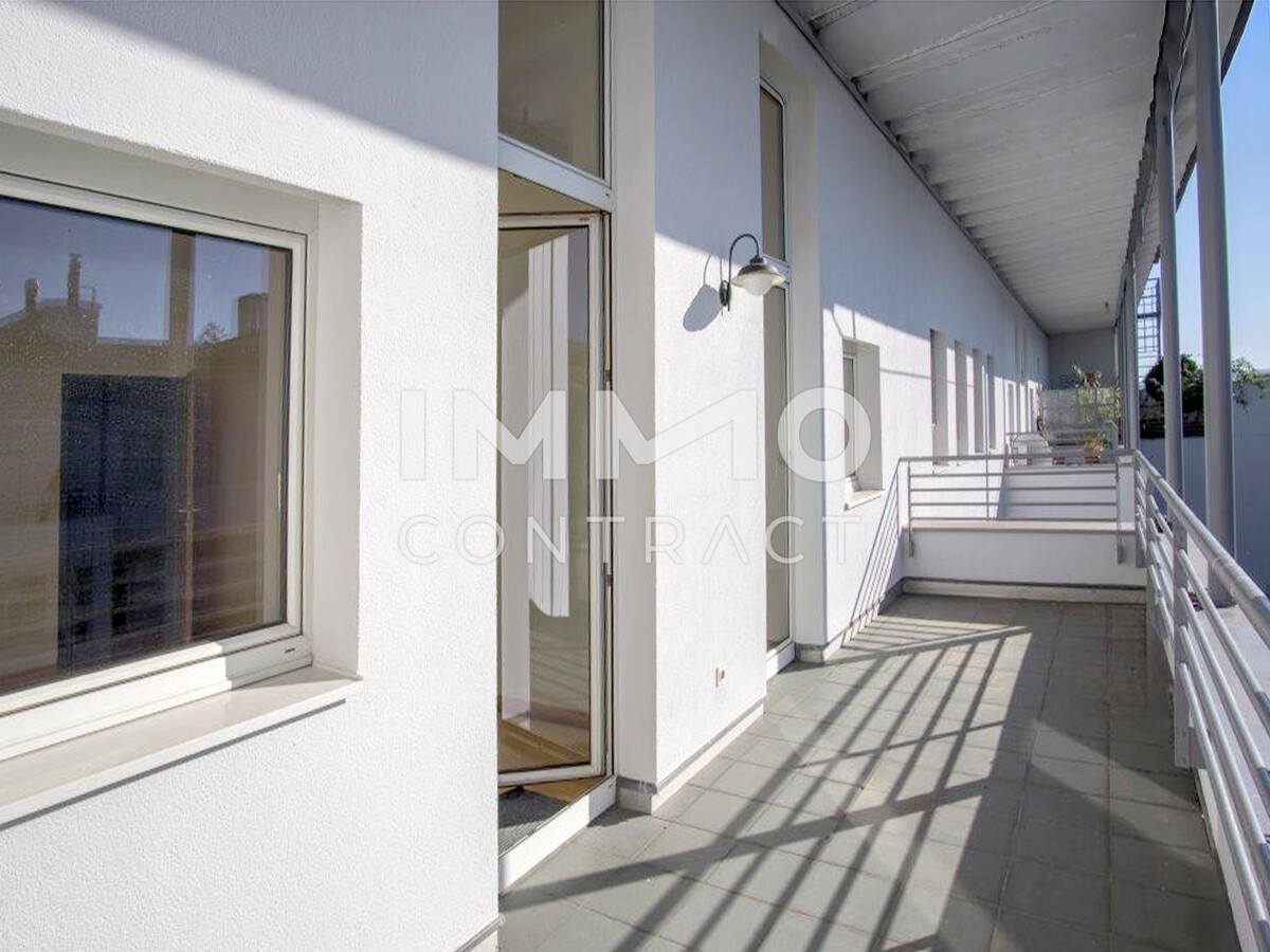 Sonnenverw�hnte 4-Zi-Galeriewohnung mit 2 Terrassen & traumhaftem Kremsblick ? N�he Steiner Tor /  / 3500&nbsp;Krems / Bild 3