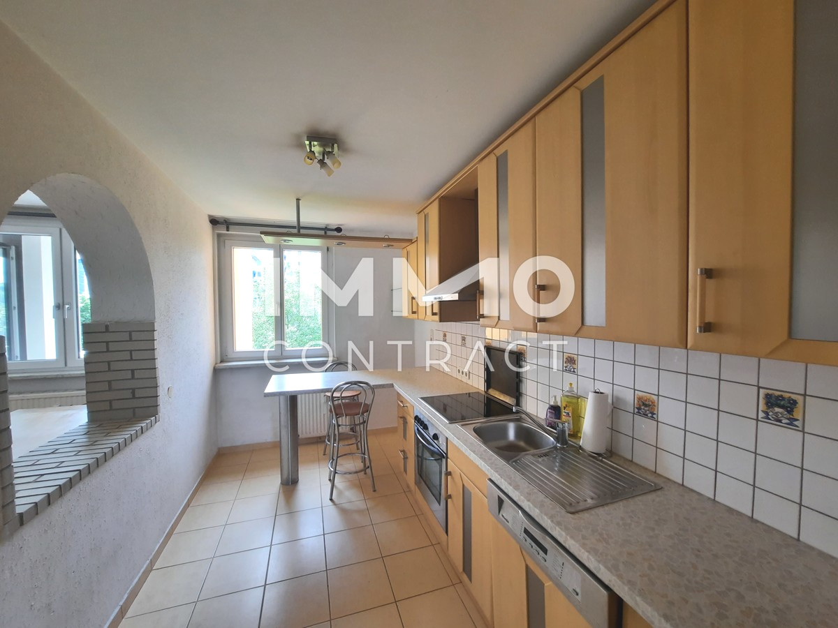 Jetzt schnell sein! 5-Zimmer-Wohnung samt Balkon und TG-Abstellplatz /  / 4600 Wels / Bild 2