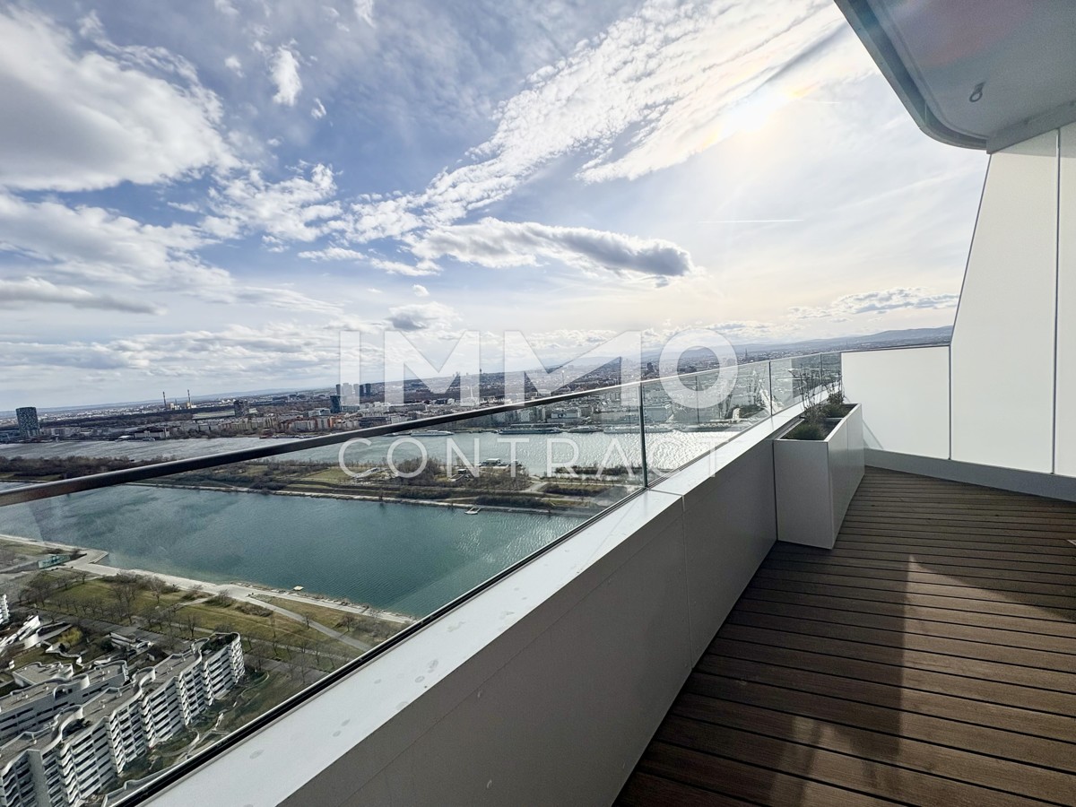 Traum-Apartment mit Rundumblick und 86 qm Balkon . Gym, Sauna, Pool, Bar, Restaurant & Lounges /  / 1220 Wien / Bild 3