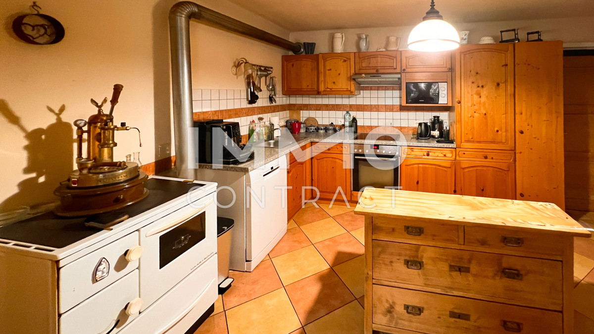 Charaktervolles Mehrparteienhaus /  / 9782 Nikolsdorf / Bild 3